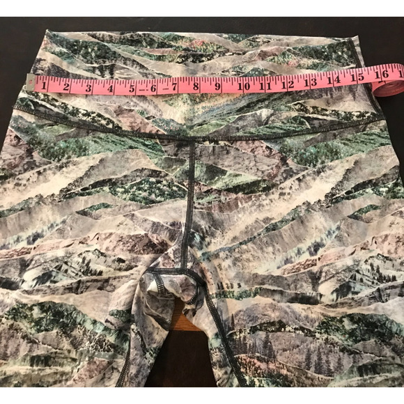 Lululemon Women’s Wunder Under HR Tight 25” Springscape Multi Print - Size 12 - Picture 10 of 11